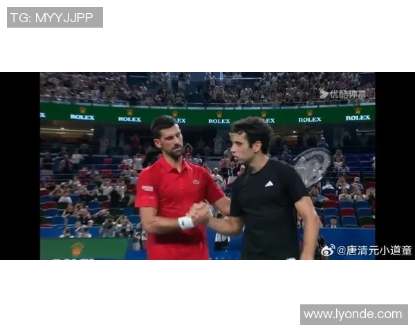 德约科维奇与孟菲尔斯在澳网的精彩对决回顾与分析